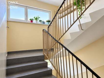 3 pokoje umeblowane Piękny widok Balkon, piwnica
