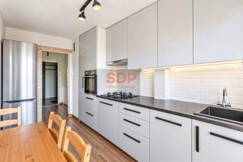 3 Pokojowe Mieszkanie na Nowym Dworze Balkon Komórka