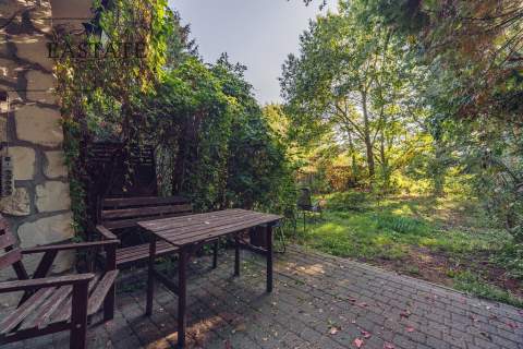 Wyjątkowy segment narożny przy stadninie koni Ogród 175 m