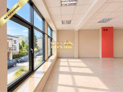 LOKAL USŁUGOWO-BIUROWY NA WYNAJEM ŚCISŁE CENTRUM