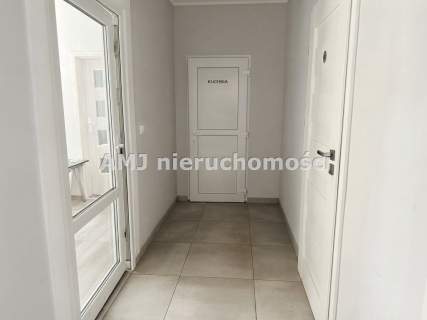 Obiekt magazynowo-produkcyjny przy S8, moc 97 kW