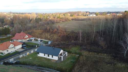 Dom, Dys, 1000 m2 działki,