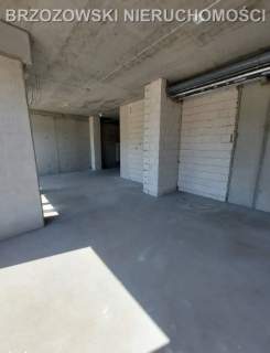 Włochy, 75 m2, usługowy handlowy WITRYNY