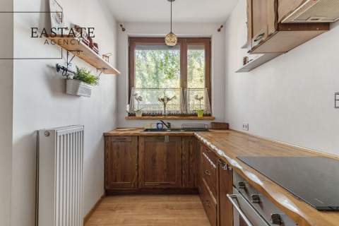 Wyjątkowy segment narożny przy stadninie koni Ogród 175 m