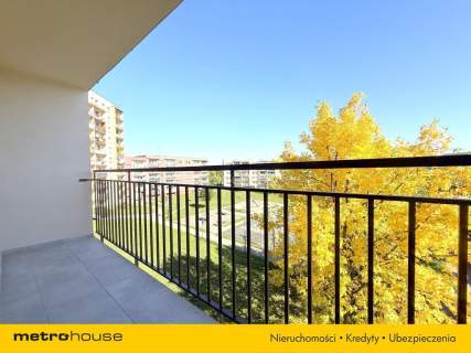 4 pokoje /73,34 m2 / 3 piętro /CO miejskie/ balkon