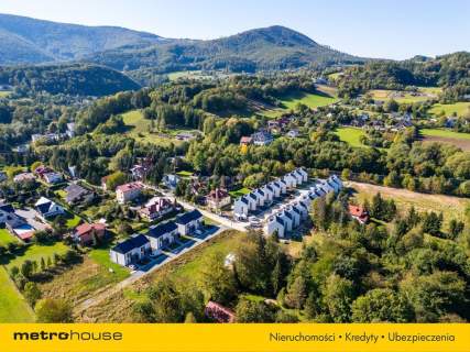 Ustroń - 65,55 m - Dwupoziomowe z tarasem