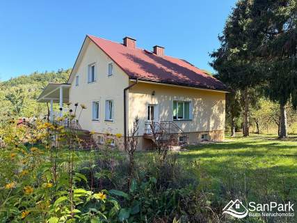 Bukowiec gm. Solina - dom na sprzedaż