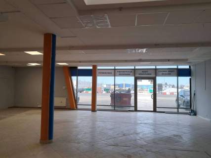 wynajmę magazyn 250m2powierzchnie wystawieniczą Bemowo