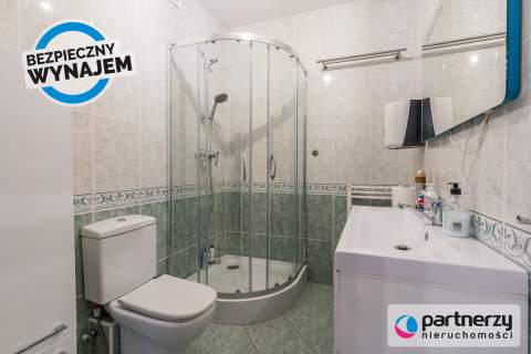 135m2 3 miejsca parkingowe, klimatyzacja,2 balkony