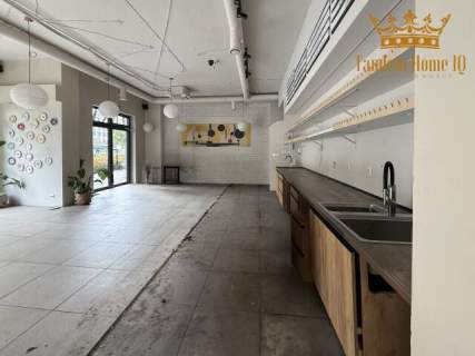 Do wynajęcia lokal 108m2 z cesją, lekka gastronomia, medycyna,...