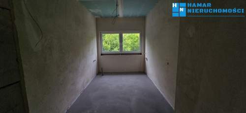 Dom 156 m z ogrodem, garażem i 4 sypialniami