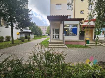 Jaroty Wilczyńskiego - lokal do wynajęcia, witryna