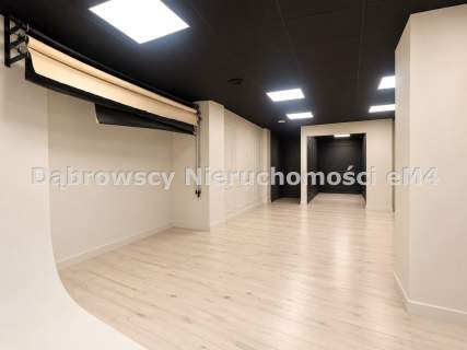 Lokal użytkowy w Centrum, pow.ok 66,7 m2 37 m2
