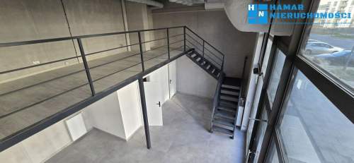 Lokal użytkowy na parterze 60 m 40 m antresoli