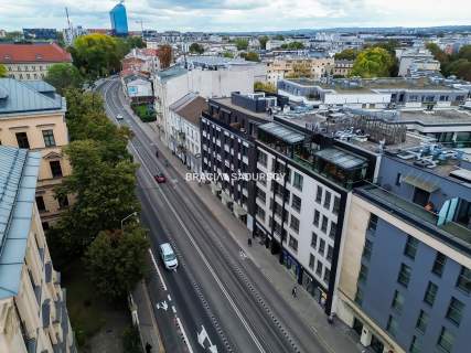 Duża witryna / główna ulica / Hala Targowa
