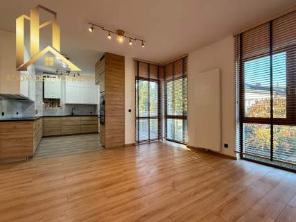 3 pokoje, balkon i poddasze 84 m2 Wawer