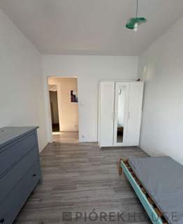 4-pokojowe mieszkanie w Markach