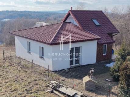 DOM W OTULINIE LASU I PÓL, SOWINA, GM. KOŁACZYCE, 57AR