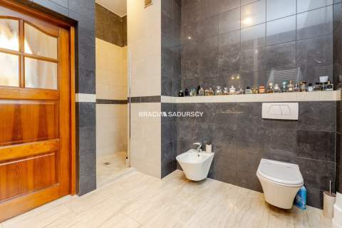 Wyjątkowy Dom Premium 370m z Ogrodem/Modlniczka