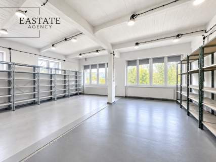 Magazyn 700 m2 parking biura