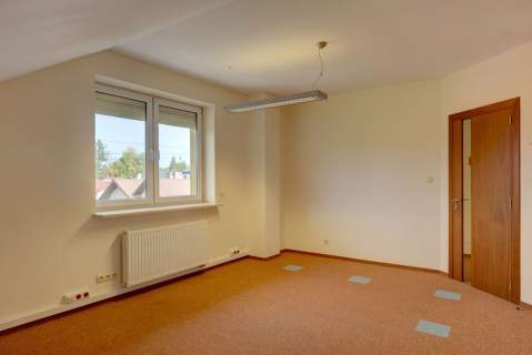 Budynek 274m na sprzedaż - Warszawa Bielany