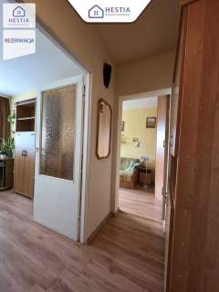 Kameralne 2-pokojowe mieszkanie na 1 piętrze.
