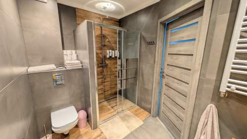Luksusowy apartament z tarasem na GÓRCZYNIE