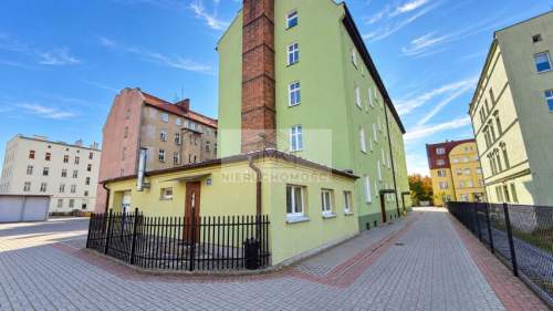 Dom 95 m2 45 m2 mieszkalne 3 pokoje Parter Garaż Łokietka, B