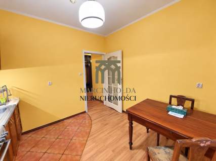 ZIELONE ZAMKNIĘTE OSIEDLE 54 M BALKON