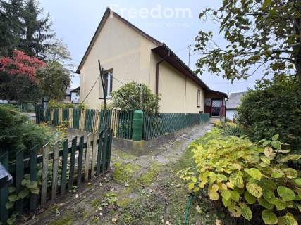Dom do remontu z zabudowaniami na działce 1100 m2 Ciszyca Dolna