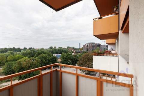 ul. Brzeska, przestronny balkon, garaż