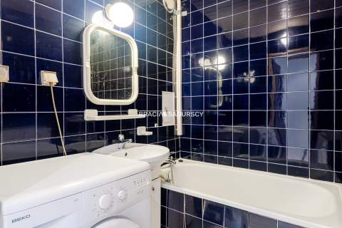 3 pok/ osobna kuchnia/ balkon- ul. Stojałowskiego.