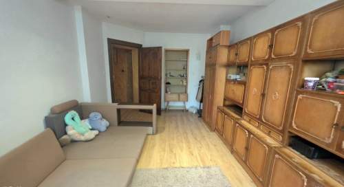 Wyjątkowe, 5-pokojowe mieszkanie w przedwojennej kamienicy, balkon.