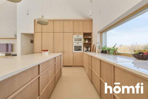 Unikalna parterowa stodoła Japandi Smart Home