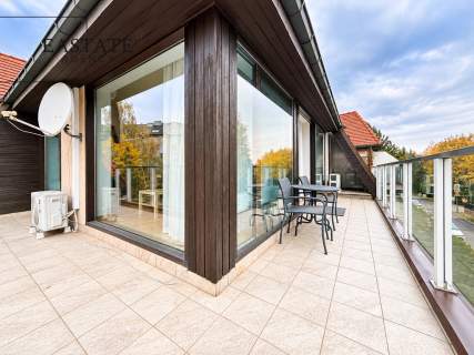 ul. Włodarzewska 51E/ Parking/ Park Szczęśliwicki