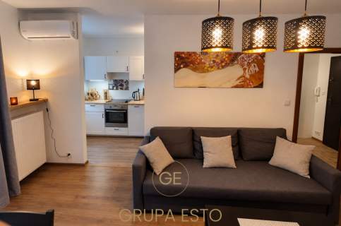 MIESZKANIE GRZEGÓRZKI 43 m 2 POKOJE BALKON