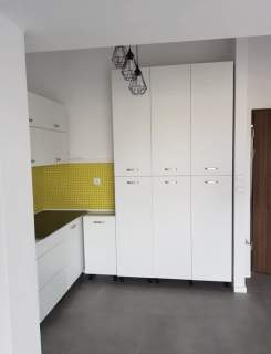 Kawalerka z balkonem i panoramicznym widokiem