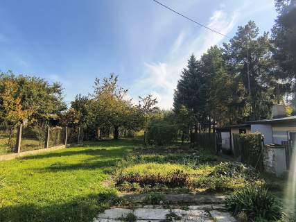 Sprzedam działkę budowlaną uzbrojoną