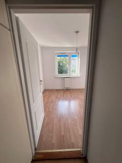 Na sprzedaż mieszkanie 4 pokoje 80 m2 strych osiedle Stara