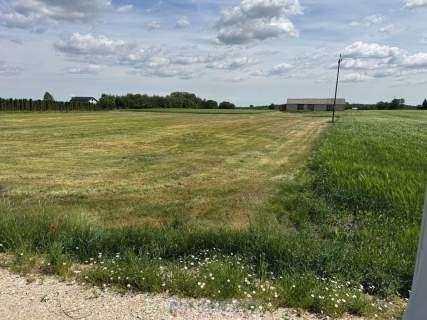 Duża działka z potencjałem 8690m2