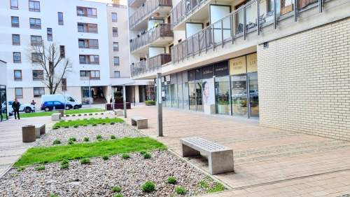 Do wynajęcia lokal w standardzie hotelowym. Wszystko w cenie.