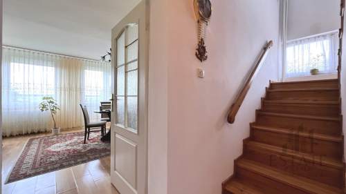 Dom, 5 pokoi, 2 łazienki, balkon, ogród, garaż