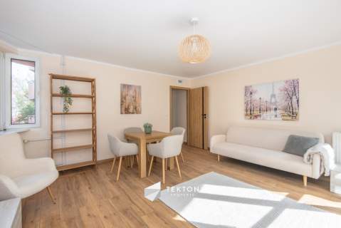 3 pokoje po remoncie z balkonem 62,40 m Poznań