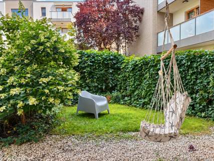 APARTAMENT Z DWOMA OGRODAMI 122 M MIASTECZKO