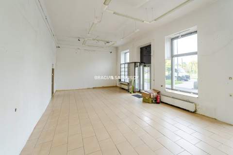 Lokal usługowo-handlowy ok. 150m2 duża witryna