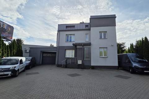 Mickiewicza lokal 100 m parking, światłowód