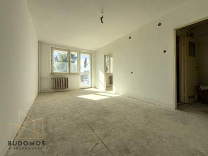 Mieszkanie do remontu - 28 m , balkon, I piętro