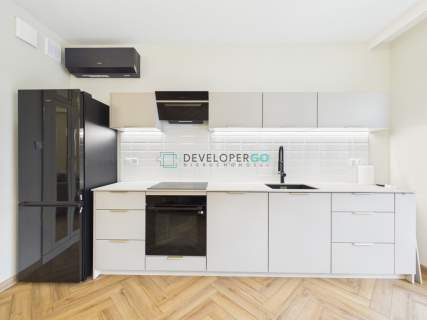 Wysoki standard Nowe mieszkanie w centrum 2 balkony klimatyzacja
