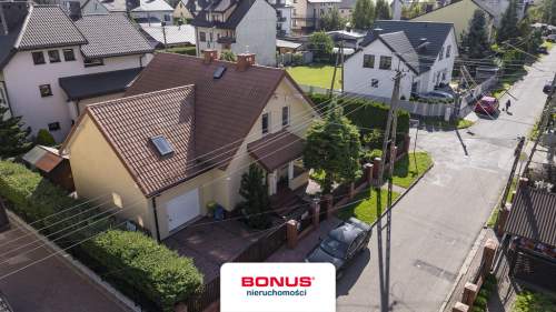 Dom dla rodziny 3 sypialnie, ogród i blisko PKP
