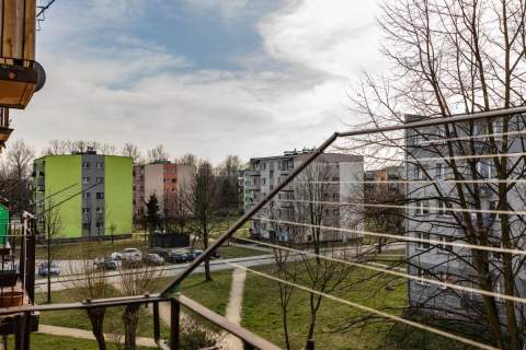 Sprzedam dwupokojowe mieszkanie z widną kuchnią